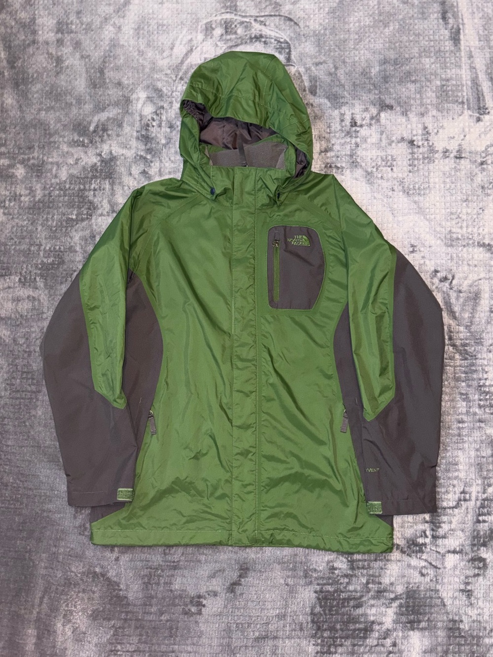The North Face HyVent Rain Jacket Boys XL 18/20 Green Gray Waterproof Hooded